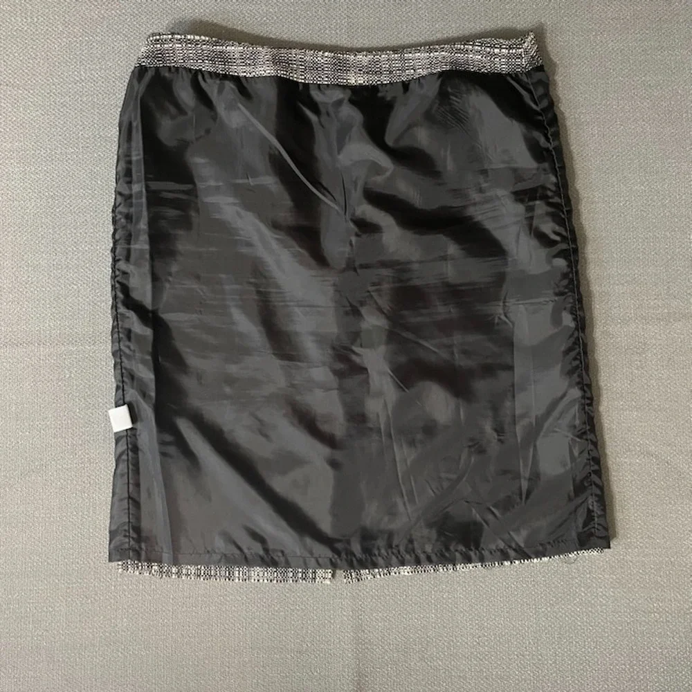 Talbots Skirt Women’s Size 14 Gray Black Tweed Look Lined